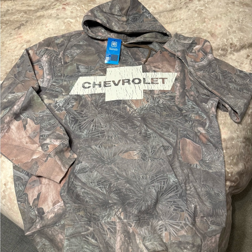Chevrolet Camo Hoodie Mens Sz XL Official Licensed Camouflage Sweatshirt NWT